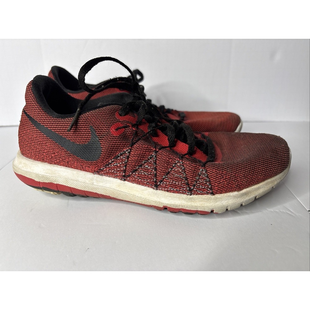nike runing flex‎ fury 819134-800 size 5.5